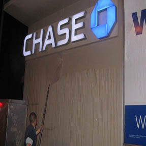 Pressure Washing Commerical Properties